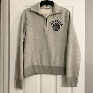 Abercrombie & Fitch Gray Pullover Sweatshirt